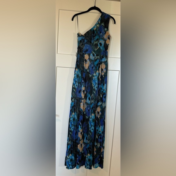 Dress The Population Bella Floral Plissé One-Shoulder Maxi Dress XS - Picture 3 of 9